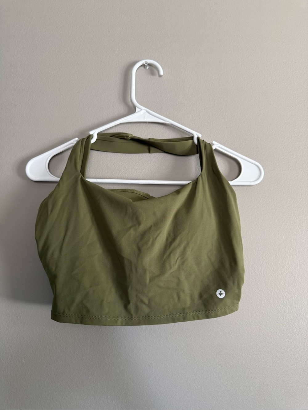 HALARA Olive Halter Sports Crop Top